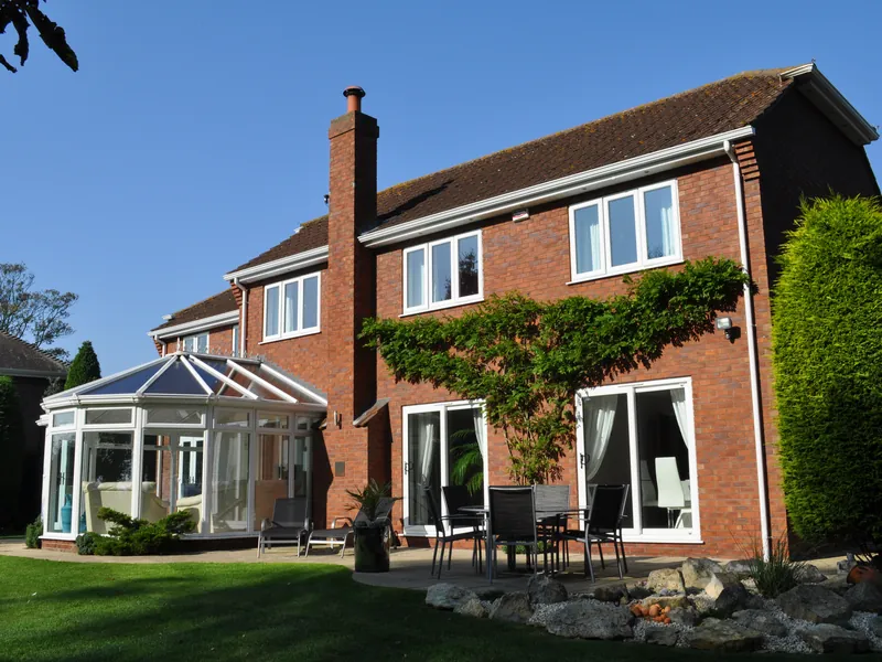 Lean-To Mill Hill